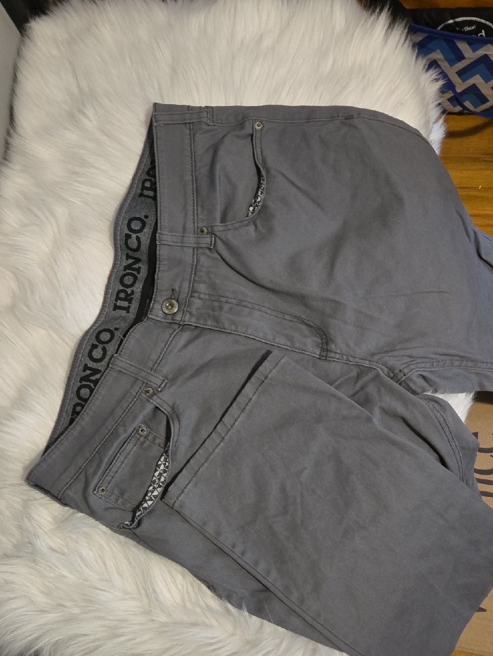 IronCo Men's Gray Casual Pants